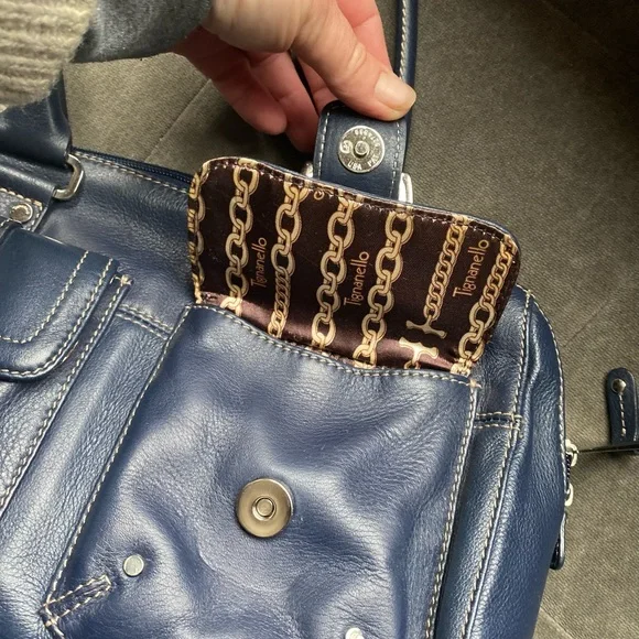 VGC Vintage Tignanello Navy Blue Handbag - Picture 11 of 12